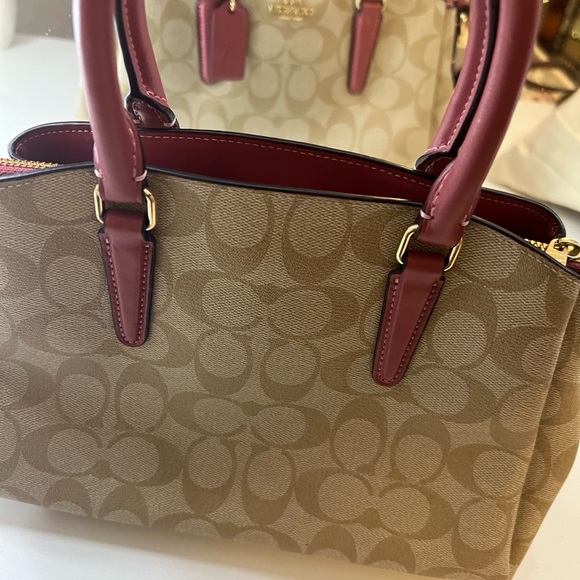 Coach pink bag monogram with hot pink accents. MINT CONDITION Perfect small size - Picture 5 of 6